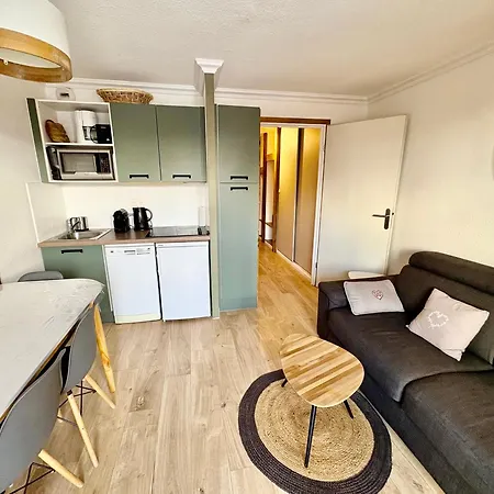 Apartment Pierre Et Les Bergers Au Pied Des Pistes & Piscine -sauna & Balcon Sud *